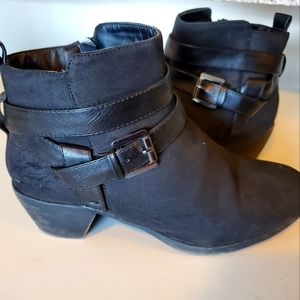 Penningtons Booties (Black Size 7 Wide)
